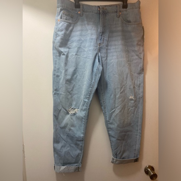 NWT Universal Thread Boyfriend Jeans - Picture 5 of 5
